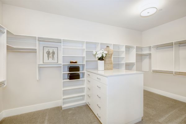 Des Moines Closet and Shelving Service